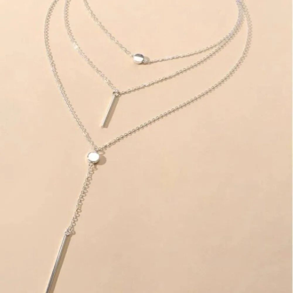 ✨Silvertone Elegant layered boho necklace ✨🌷✨